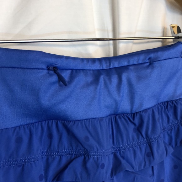 Fabletics running shorts - Picture 3 of 7